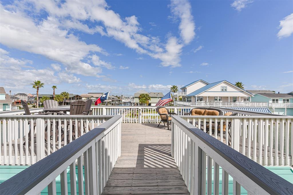 3811 1 Nueces Drive, Galveston, Texas 77554, 3 Bedrooms Bedrooms, 9 Rooms Rooms,2 BathroomsBathrooms,Single-family,For Sale,Nueces,77121327