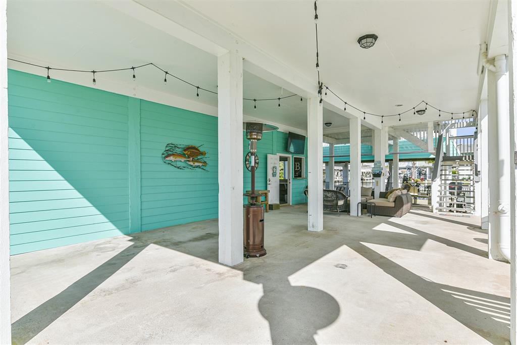 3811 1 Nueces Drive, Galveston, Texas 77554, 3 Bedrooms Bedrooms, 9 Rooms Rooms,2 BathroomsBathrooms,Single-family,For Sale,Nueces,77121327