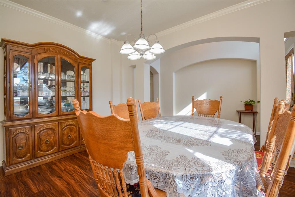 15119 2 Fragrant Pine Lane, Houston, Texas 77049, 4 Bedrooms Bedrooms, 10 Rooms Rooms,2 BathroomsBathrooms,Single-family,For Sale,Fragrant Pine,67521242