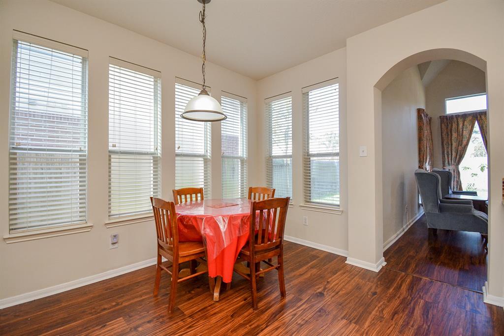 15119 2 Fragrant Pine Lane, Houston, Texas 77049, 4 Bedrooms Bedrooms, 10 Rooms Rooms,2 BathroomsBathrooms,Single-family,For Sale,Fragrant Pine,67521242