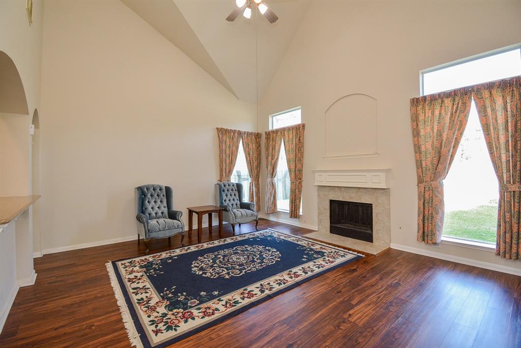 15119 2 Fragrant Pine Lane, Houston, Texas 77049, 4 Bedrooms Bedrooms, 10 Rooms Rooms,2 BathroomsBathrooms,Single-family,For Sale,Fragrant Pine,67521242