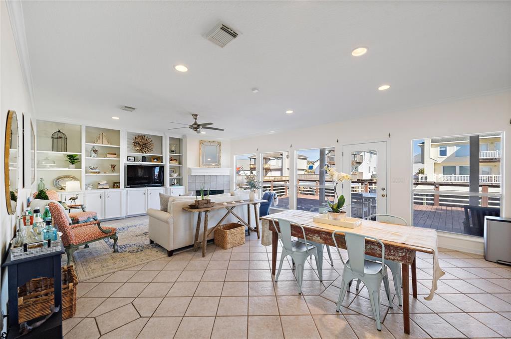 410 1 Westerly Drive, Tiki Island, Texas 77554, 3 Bedrooms Bedrooms, 6 Rooms Rooms,2 BathroomsBathrooms,Single-family,For Sale,Westerly,73393124