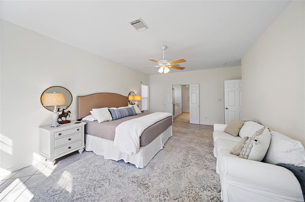 410 1 Westerly Drive, Tiki Island, Texas 77554, 3 Bedrooms Bedrooms, 6 Rooms Rooms,2 BathroomsBathrooms,Single-family,For Sale,Westerly,73393124