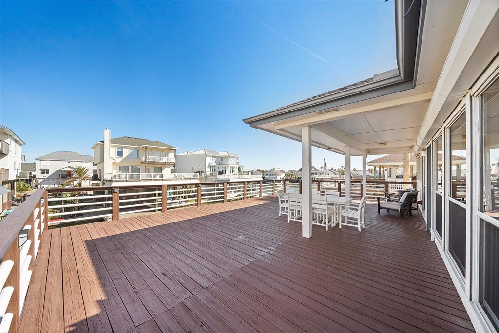 410 1 Westerly Drive, Tiki Island, Texas 77554, 3 Bedrooms Bedrooms, 6 Rooms Rooms,2 BathroomsBathrooms,Single-family,For Sale,Westerly,73393124
