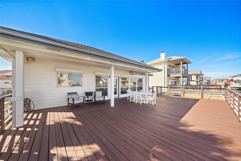 410 1 Westerly Drive, Tiki Island, Texas 77554, 3 Bedrooms Bedrooms, 6 Rooms Rooms,2 BathroomsBathrooms,Single-family,For Sale,Westerly,73393124