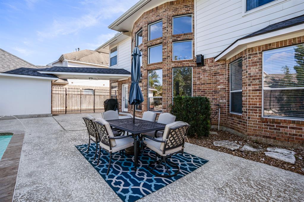 1531 2 Leedscastle Manor, Spring, Texas 77379, 4 Bedrooms Bedrooms, 10 Rooms Rooms,3 BathroomsBathrooms,Single-family,For Sale,Leedscastle,30574648