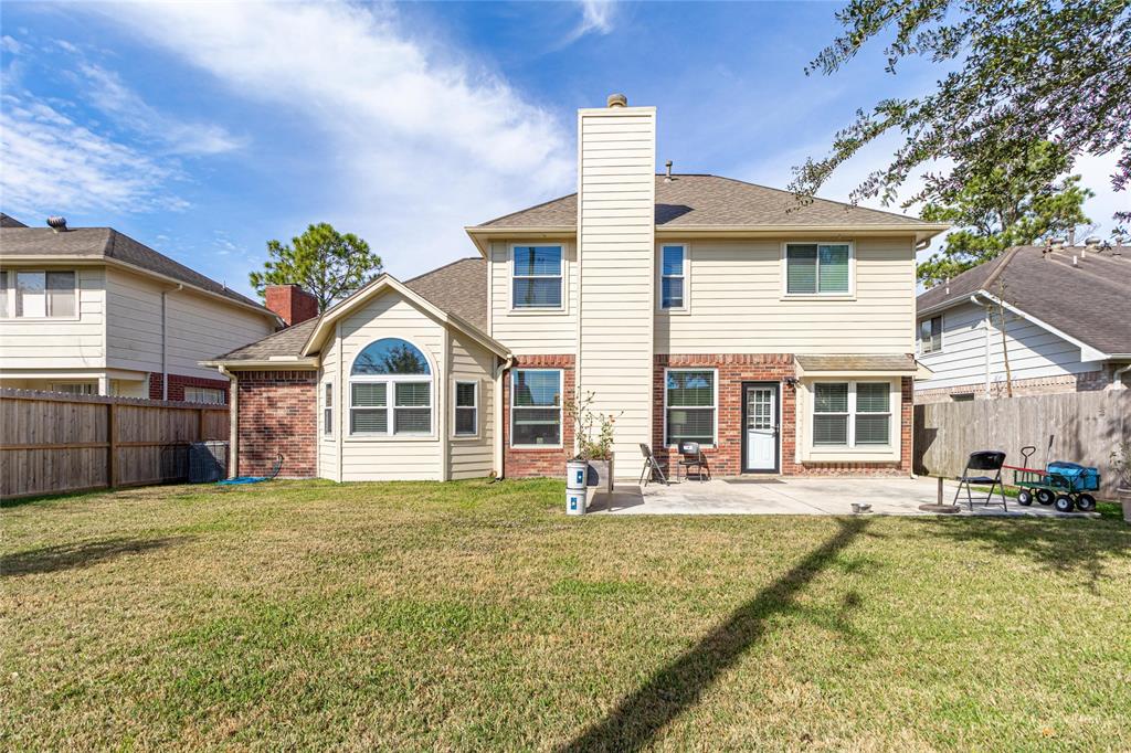 4515 2 Sugar Bars Drive, Friendswood, Texas 77546, 4 Bedrooms Bedrooms, 8 Rooms Rooms,2 BathroomsBathrooms,Single-family,For Sale,Sugar Bars,49520929