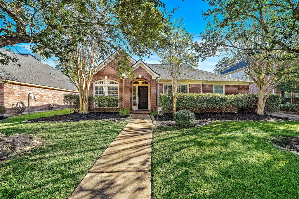 13910 1 Eastcrest Park Drive, Cypress, Texas 77429, 4 Bedrooms Bedrooms, 9 Rooms Rooms,2 BathroomsBathrooms,Single-family,For Sale,Eastcrest Park,9351142