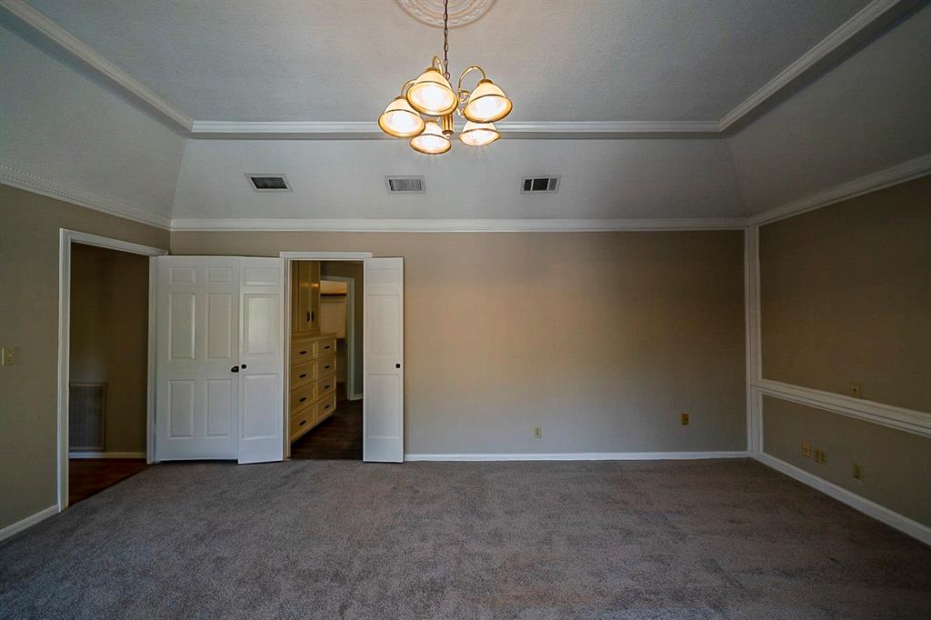13318 2 Holston Hills Drive, Houston, Texas 77069, 3 Bedrooms Bedrooms, 3 Rooms Rooms,2 BathroomsBathrooms,Single-family,For Sale,Holston Hills,61083394