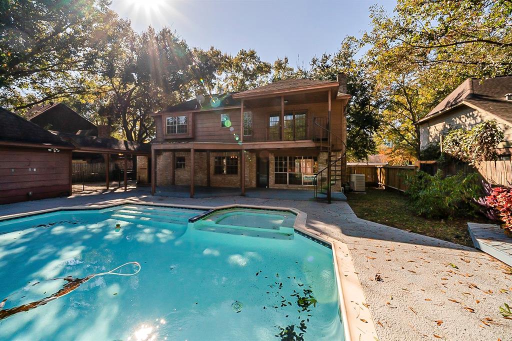 13318 2 Holston Hills Drive, Houston, Texas 77069, 3 Bedrooms Bedrooms, 3 Rooms Rooms,2 BathroomsBathrooms,Single-family,For Sale,Holston Hills,61083394