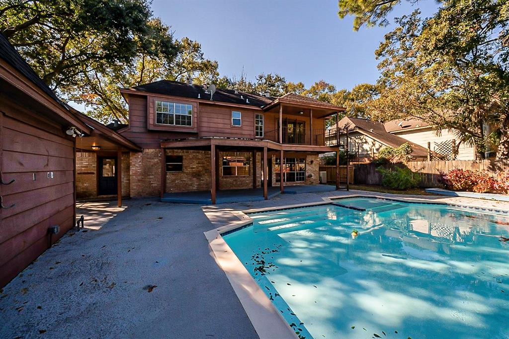13318 2 Holston Hills Drive, Houston, Texas 77069, 3 Bedrooms Bedrooms, 3 Rooms Rooms,2 BathroomsBathrooms,Single-family,For Sale,Holston Hills,61083394