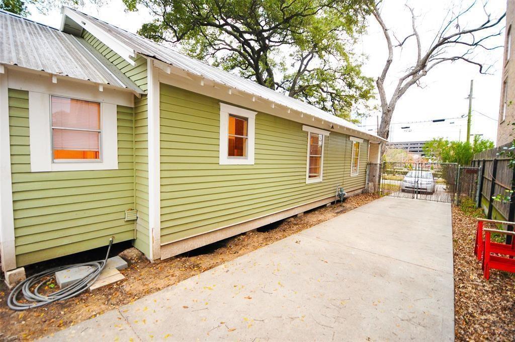 1714 1 State St Street, Houston, Texas 77007, 2 Bedrooms Bedrooms, 2 Rooms Rooms,1 BathroomBathrooms,Single-family,For Sale,State St,96870614