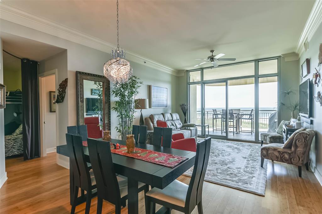 801 Beach Drive, Galveston, Texas 77550, 3 Bedrooms Bedrooms, 7 Rooms Rooms,2 BathroomsBathrooms,Mid/hi-rise Condo,For Sale,PALISADE PALMS,Beach,14641474