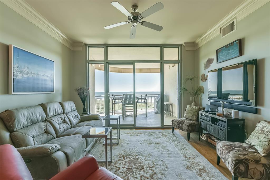 801 Beach Drive, Galveston, Texas 77550, 3 Bedrooms Bedrooms, 7 Rooms Rooms,2 BathroomsBathrooms,Mid/hi-rise Condo,For Sale,PALISADE PALMS,Beach,14641474