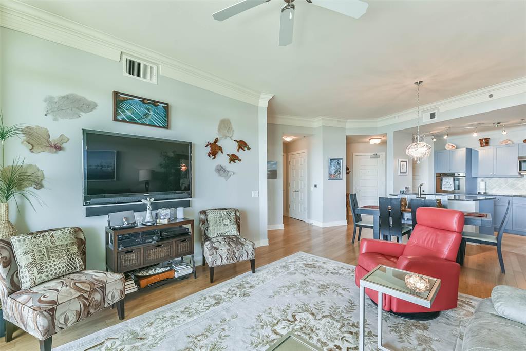 801 Beach Drive, Galveston, Texas 77550, 3 Bedrooms Bedrooms, 7 Rooms Rooms,2 BathroomsBathrooms,Mid/hi-rise Condo,For Sale,PALISADE PALMS,Beach,14641474