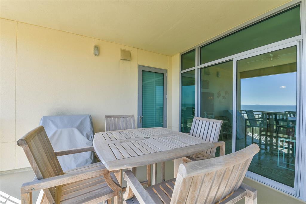 801 Beach Drive, Galveston, Texas 77550, 3 Bedrooms Bedrooms, 7 Rooms Rooms,2 BathroomsBathrooms,Mid/hi-rise Condo,For Sale,PALISADE PALMS,Beach,14641474