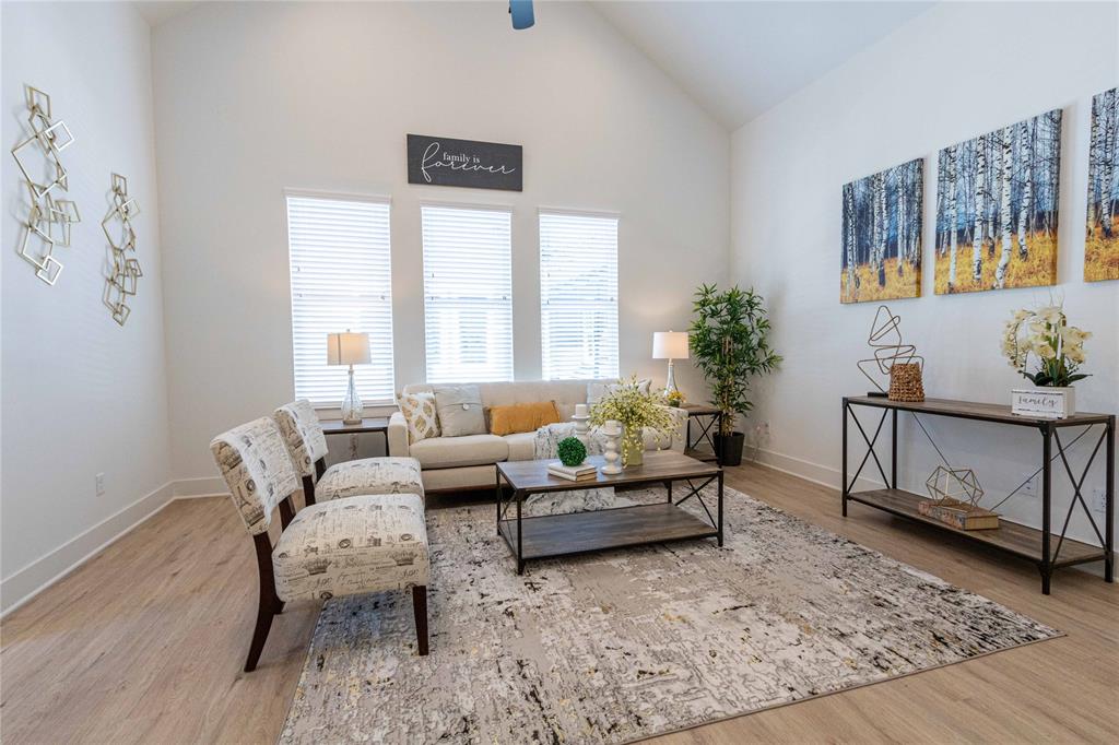 2518 2 Terry Street, Houston, Texas 77009, 3 Bedrooms Bedrooms, 6 Rooms Rooms,2 BathroomsBathrooms,Single-family,For Sale,Terry,58075272