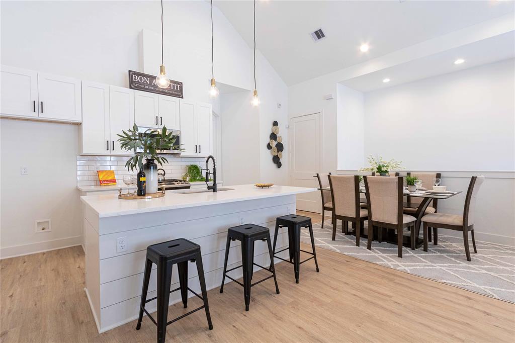 2518 2 Terry Street, Houston, Texas 77009, 3 Bedrooms Bedrooms, 6 Rooms Rooms,2 BathroomsBathrooms,Single-family,For Sale,Terry,58075272