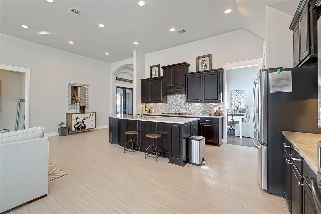 110 1 Verismo Court, Montgomery, Texas 77316, 4 Bedrooms Bedrooms, 9 Rooms Rooms,3 BathroomsBathrooms,Single-family,For Sale,Verismo,79784017