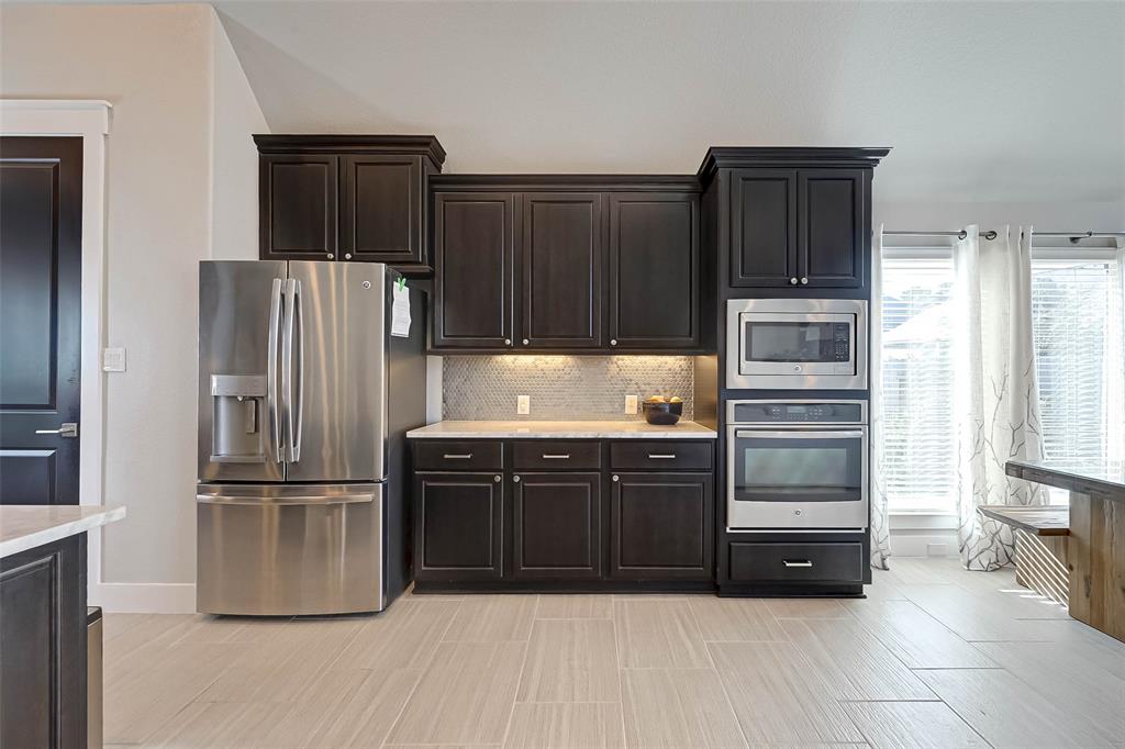 110 1 Verismo Court, Montgomery, Texas 77316, 4 Bedrooms Bedrooms, 9 Rooms Rooms,3 BathroomsBathrooms,Single-family,For Sale,Verismo,79784017