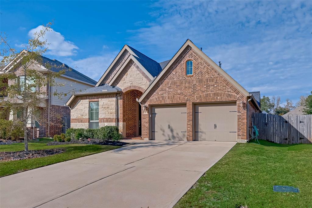110 1 Verismo Court, Montgomery, Texas 77316, 4 Bedrooms Bedrooms, 9 Rooms Rooms,3 BathroomsBathrooms,Single-family,For Sale,Verismo,79784017