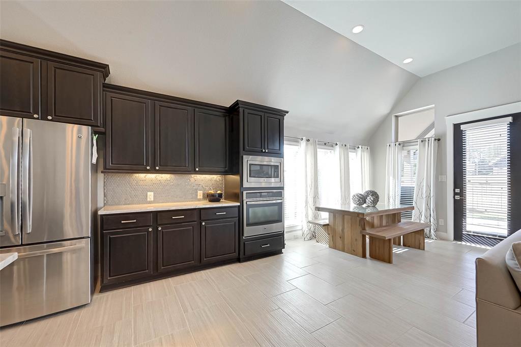 110 1 Verismo Court, Montgomery, Texas 77316, 4 Bedrooms Bedrooms, 9 Rooms Rooms,3 BathroomsBathrooms,Single-family,For Sale,Verismo,79784017