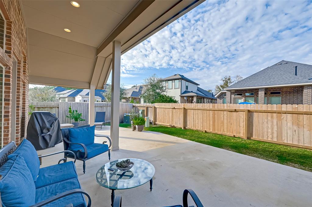 110 1 Verismo Court, Montgomery, Texas 77316, 4 Bedrooms Bedrooms, 9 Rooms Rooms,3 BathroomsBathrooms,Single-family,For Sale,Verismo,79784017