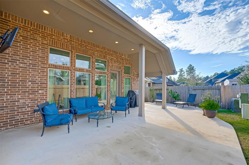 110 1 Verismo Court, Montgomery, Texas 77316, 4 Bedrooms Bedrooms, 9 Rooms Rooms,3 BathroomsBathrooms,Single-family,For Sale,Verismo,79784017