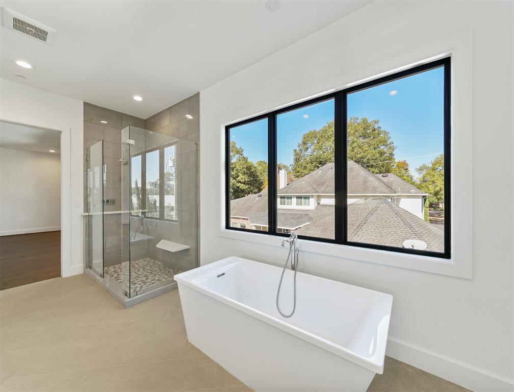 7906 2 Villa Court, Hilshire Village, Texas 77055, 4 Bedrooms Bedrooms, 12 Rooms Rooms,4 BathroomsBathrooms,Single-family,For Sale,Villa,89477757