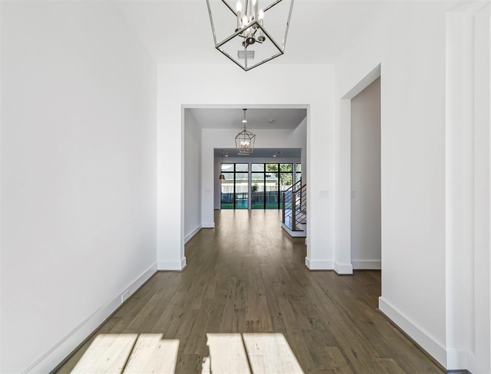 7906 2 Villa Court, Hilshire Village, Texas 77055, 4 Bedrooms Bedrooms, 12 Rooms Rooms,4 BathroomsBathrooms,Single-family,For Sale,Villa,89477757