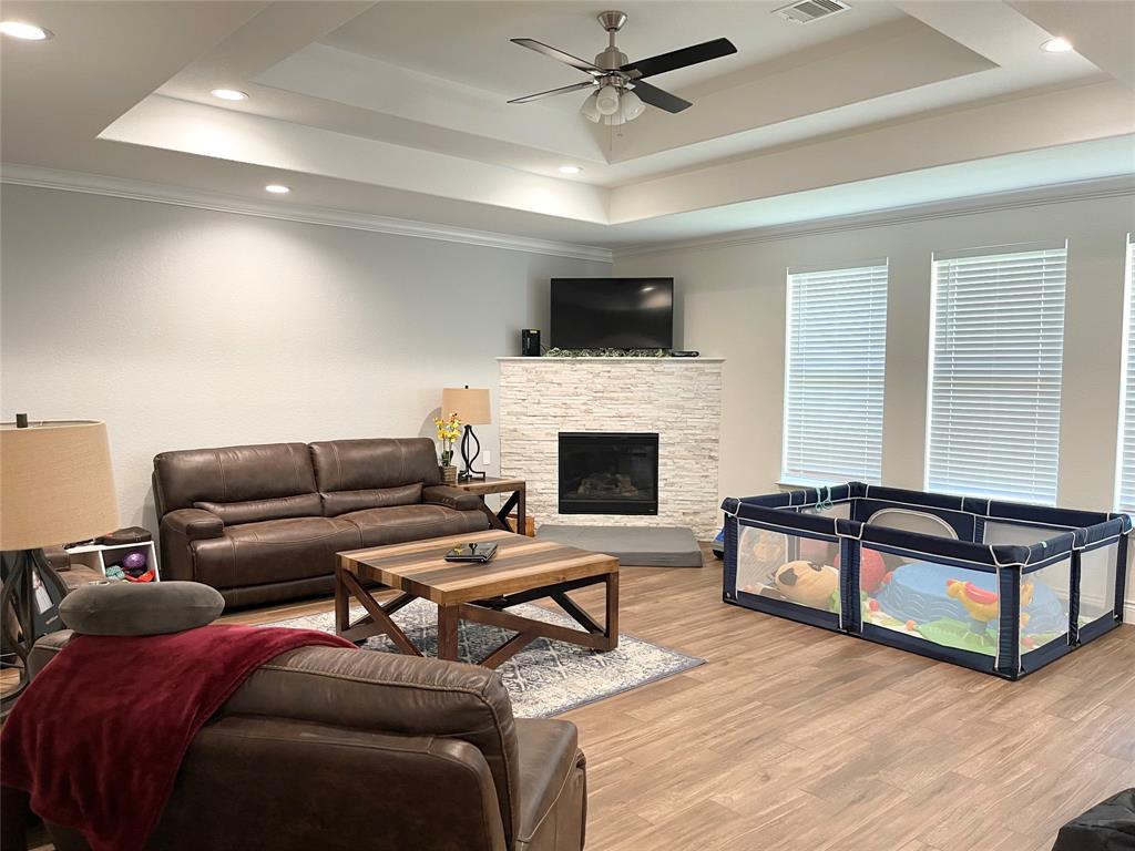822 1 Easy Street, La Porte, Texas 77571, 3 Bedrooms Bedrooms, 6 Rooms Rooms,2 BathroomsBathrooms,Single-family,For Sale,Easy,70690249