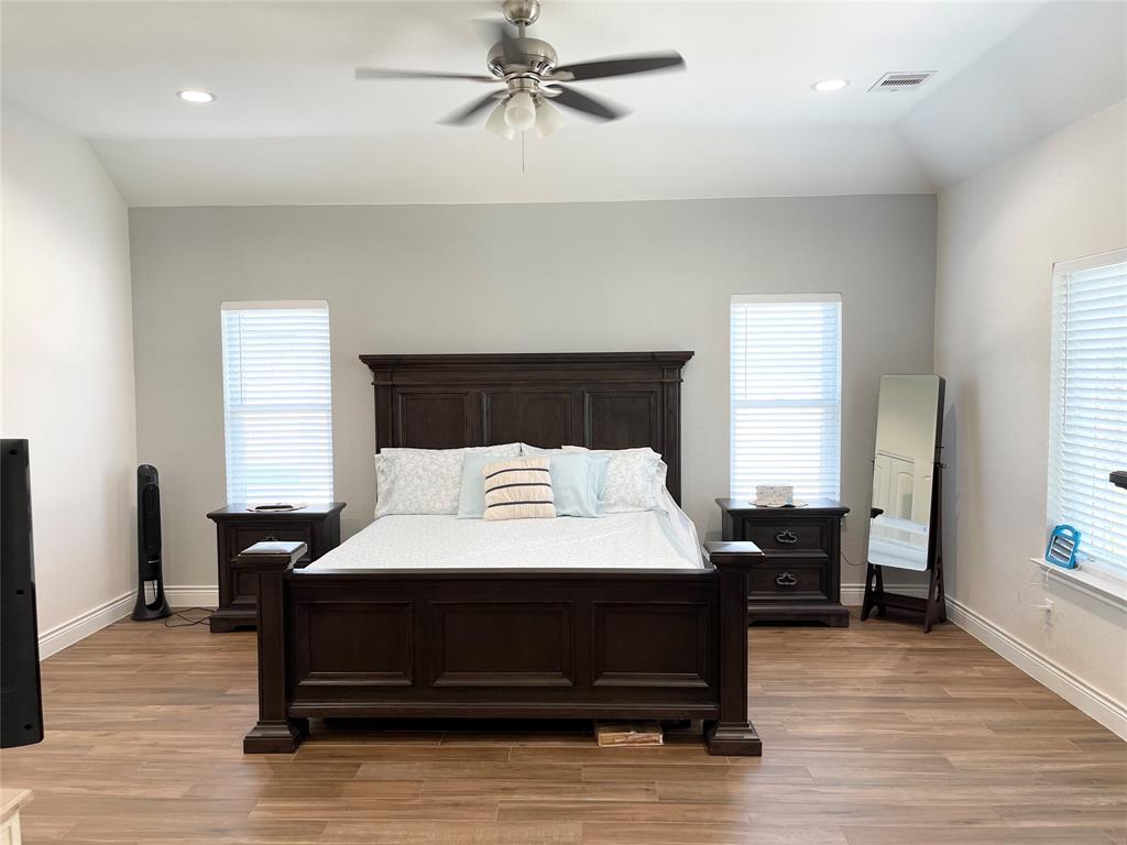 822 1 Easy Street, La Porte, Texas 77571, 3 Bedrooms Bedrooms, 6 Rooms Rooms,2 BathroomsBathrooms,Single-family,For Sale,Easy,70690249