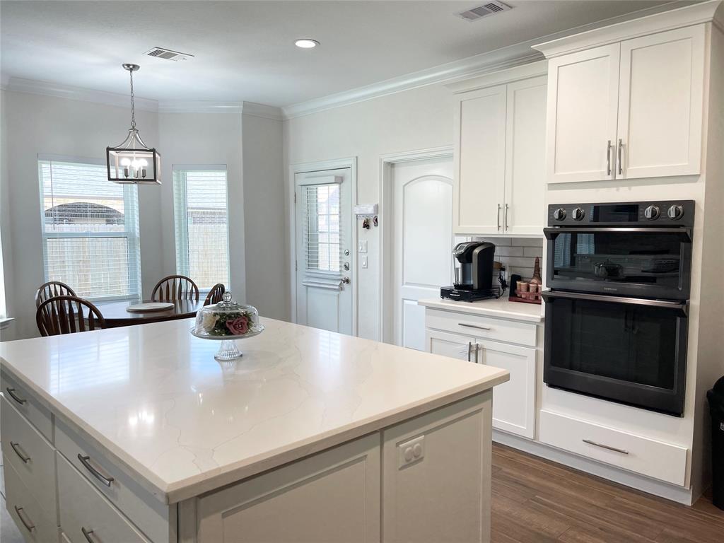 822 1 Easy Street, La Porte, Texas 77571, 3 Bedrooms Bedrooms, 6 Rooms Rooms,2 BathroomsBathrooms,Single-family,For Sale,Easy,70690249