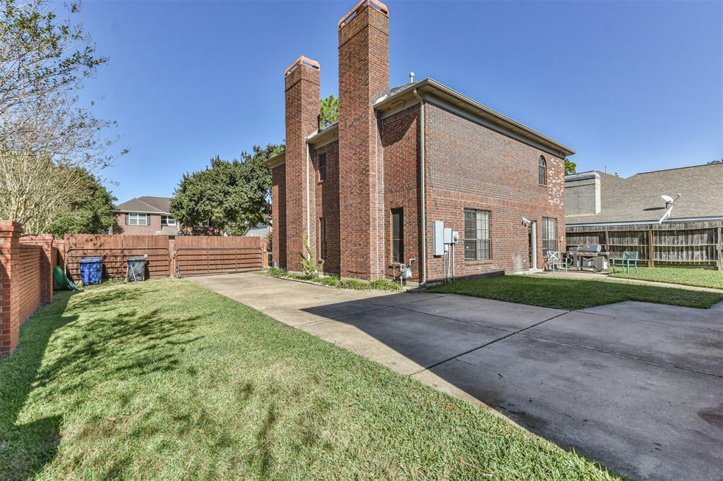 21323 2 Park Mill Drive, Katy, Texas 77450, 4 Bedrooms Bedrooms, 11 Rooms Rooms,2 BathroomsBathrooms,Single-family,For Sale,Park Mill,65326326