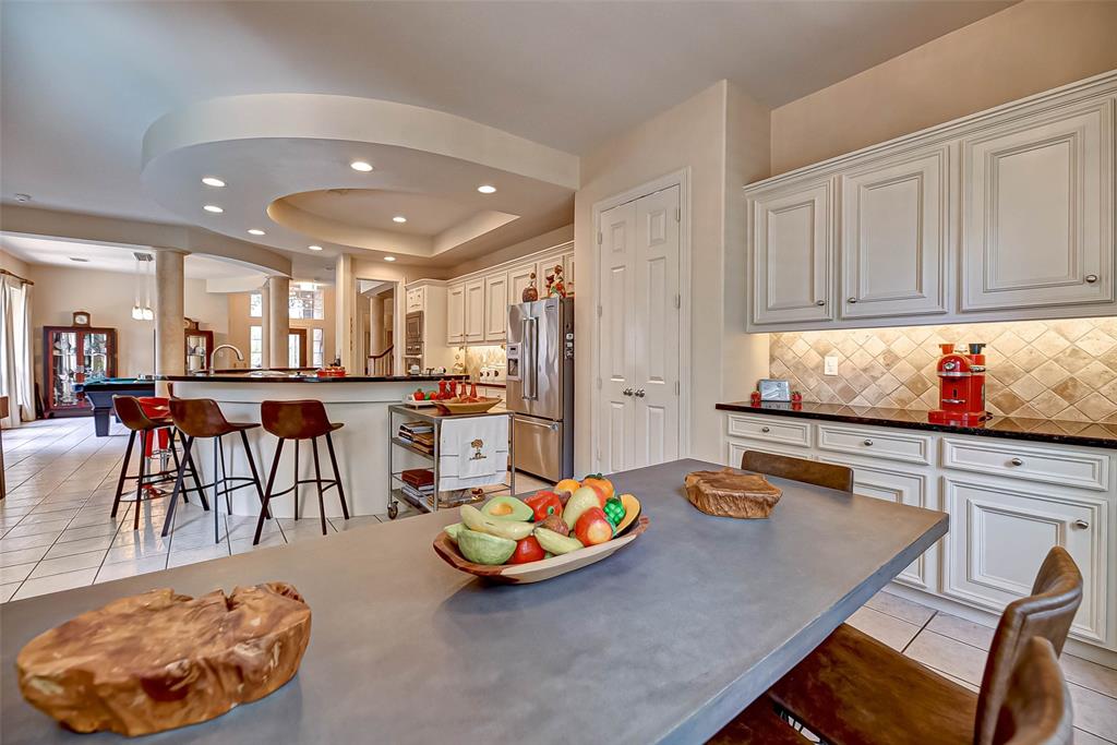 13603 2 Tracewood Bend, Houston, Texas 77077, 3 Bedrooms Bedrooms, 9 Rooms Rooms,2 BathroomsBathrooms,Single-family,For Sale,Tracewood,89901317