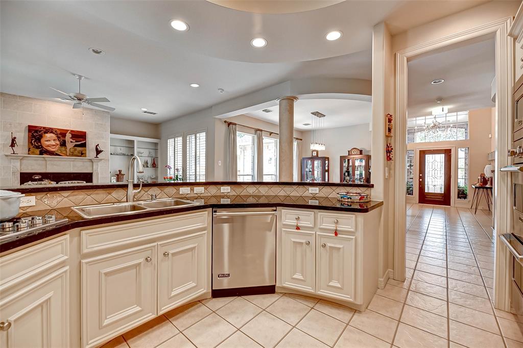 13603 2 Tracewood Bend, Houston, Texas 77077, 3 Bedrooms Bedrooms, 9 Rooms Rooms,2 BathroomsBathrooms,Single-family,For Sale,Tracewood,89901317