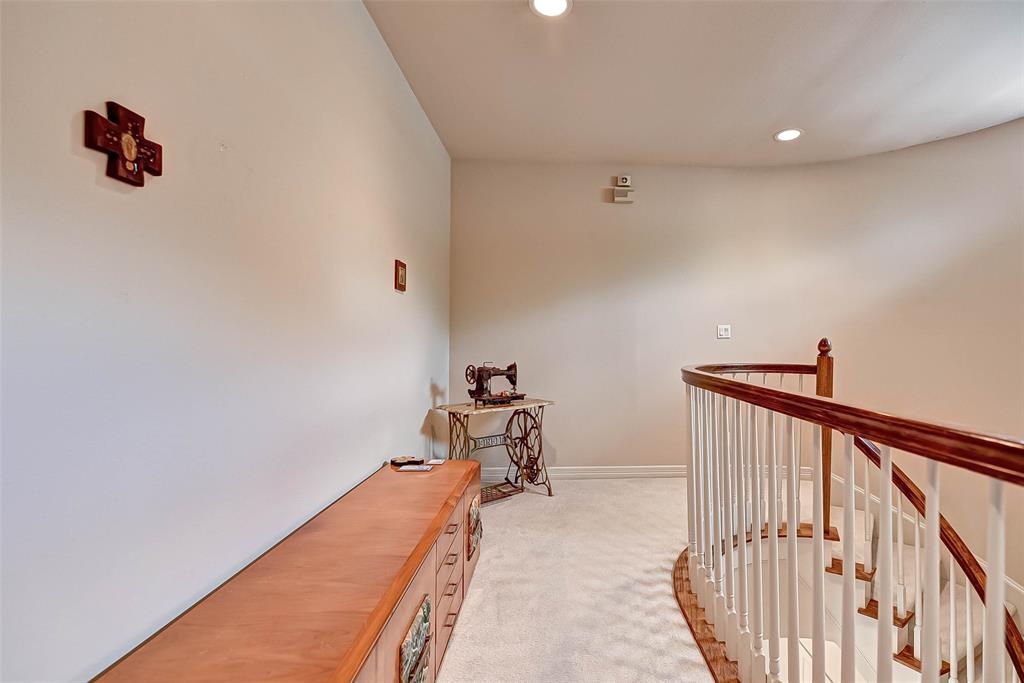 13603 2 Tracewood Bend, Houston, Texas 77077, 3 Bedrooms Bedrooms, 9 Rooms Rooms,2 BathroomsBathrooms,Single-family,For Sale,Tracewood,89901317