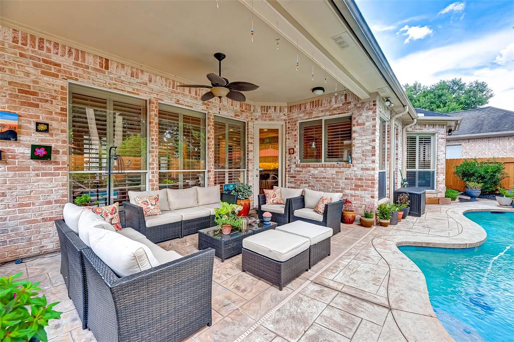 13603 2 Tracewood Bend, Houston, Texas 77077, 3 Bedrooms Bedrooms, 9 Rooms Rooms,2 BathroomsBathrooms,Single-family,For Sale,Tracewood,89901317