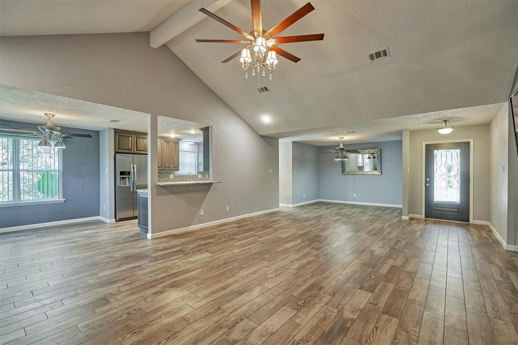 2408 1 Ripplewood Drive, Conroe, Texas 77384, 3 Bedrooms Bedrooms, 8 Rooms Rooms,2 BathroomsBathrooms,Single-family,For Sale,Ripplewood,87169308
