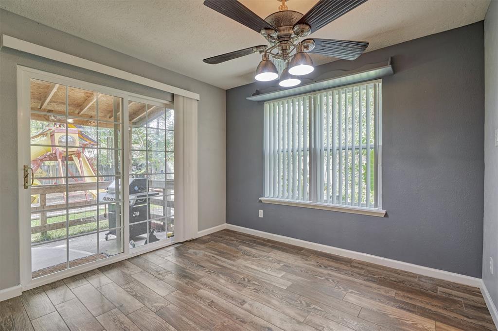 2408 1 Ripplewood Drive, Conroe, Texas 77384, 3 Bedrooms Bedrooms, 8 Rooms Rooms,2 BathroomsBathrooms,Single-family,For Sale,Ripplewood,87169308