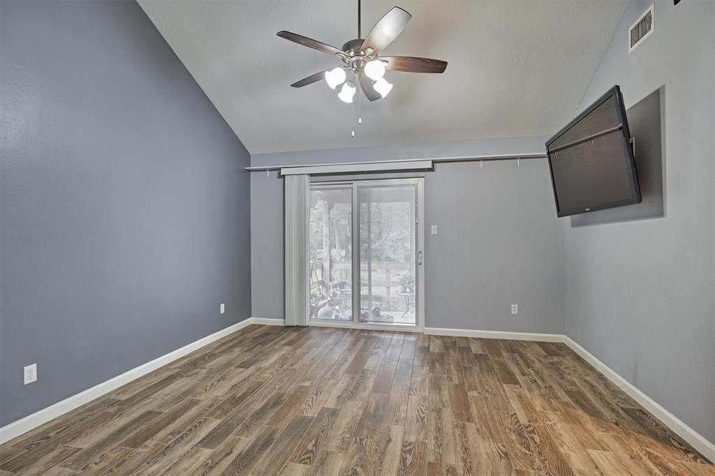 2408 1 Ripplewood Drive, Conroe, Texas 77384, 3 Bedrooms Bedrooms, 8 Rooms Rooms,2 BathroomsBathrooms,Single-family,For Sale,Ripplewood,87169308