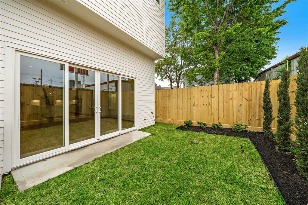 2408 3 Driscoll Street, Houston, Texas 77019, 4 Bedrooms Bedrooms, 8 Rooms Rooms,3 BathroomsBathrooms,Single-family,For Sale,Driscoll,67499923