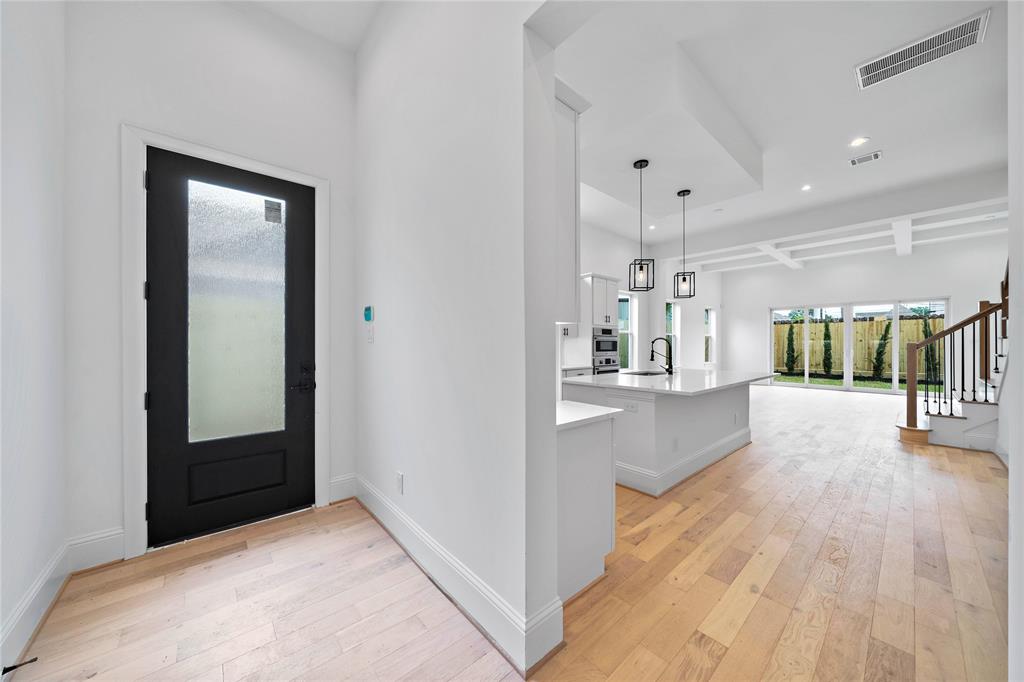 2408 3 Driscoll Street, Houston, Texas 77019, 4 Bedrooms Bedrooms, 8 Rooms Rooms,3 BathroomsBathrooms,Single-family,For Sale,Driscoll,67499923