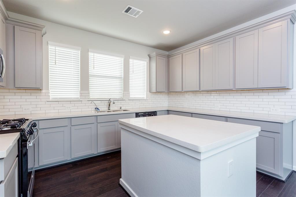 7807 2 Wyndham Harbor Court, Richmond, Texas 77407, 5 Bedrooms Bedrooms, 11 Rooms Rooms,4 BathroomsBathrooms,Single-family,For Sale,Wyndham Harbor,78766743