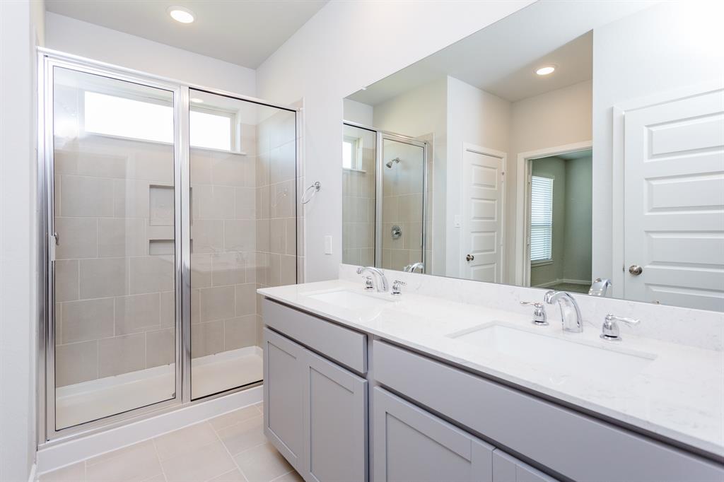 7807 2 Wyndham Harbor Court, Richmond, Texas 77407, 5 Bedrooms Bedrooms, 11 Rooms Rooms,4 BathroomsBathrooms,Single-family,For Sale,Wyndham Harbor,78766743