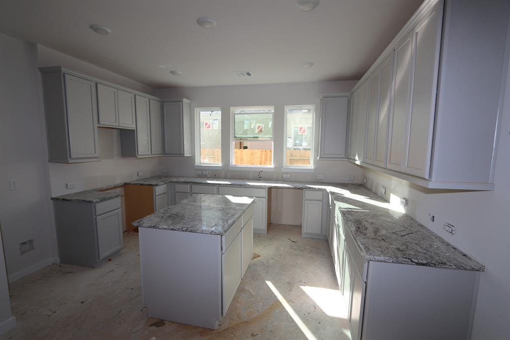 7807 2 Wyndham Harbor Court, Richmond, Texas 77407, 5 Bedrooms Bedrooms, 11 Rooms Rooms,4 BathroomsBathrooms,Single-family,For Sale,Wyndham Harbor,78766743