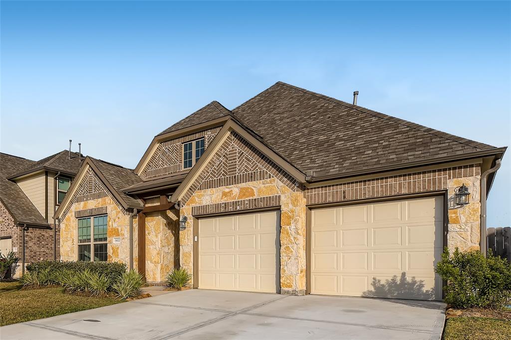 15022 Clearwater Heights Drive, Cypress, TX 77429