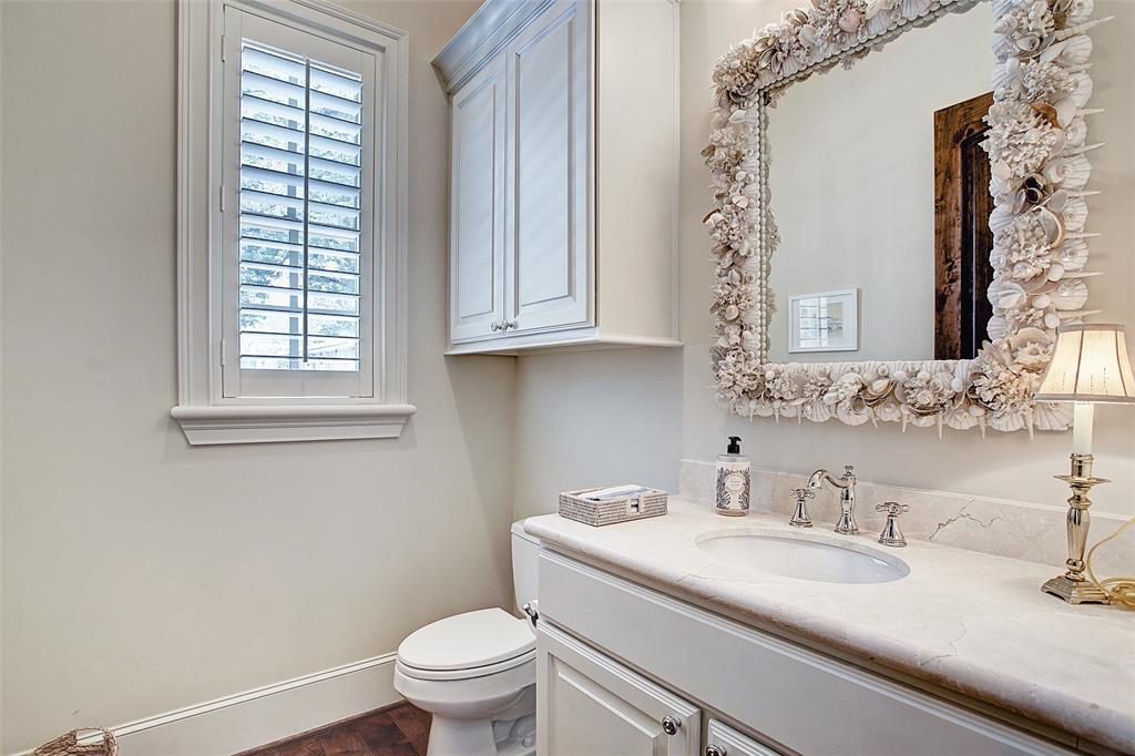8406 2 Raylin Drive, Spring Valley Village, Texas 77055, 4 Bedrooms Bedrooms, 9 Rooms Rooms,3 BathroomsBathrooms,Single-family,For Sale,Raylin,72648337