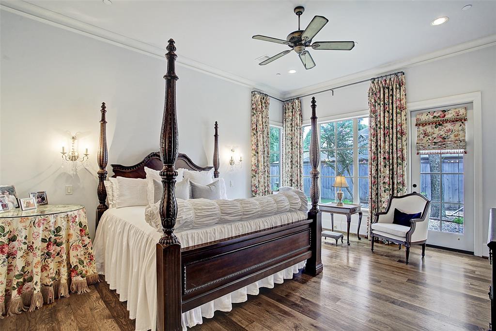 8406 2 Raylin Drive, Spring Valley Village, Texas 77055, 4 Bedrooms Bedrooms, 9 Rooms Rooms,3 BathroomsBathrooms,Single-family,For Sale,Raylin,72648337