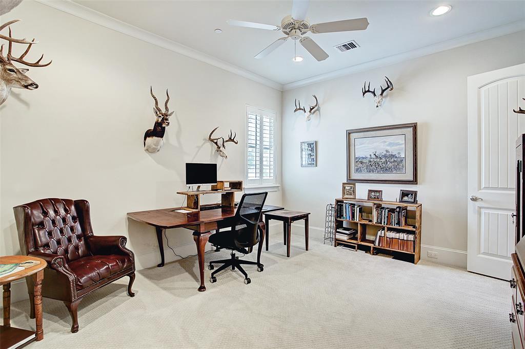 8406 2 Raylin Drive, Spring Valley Village, Texas 77055, 4 Bedrooms Bedrooms, 9 Rooms Rooms,3 BathroomsBathrooms,Single-family,For Sale,Raylin,72648337